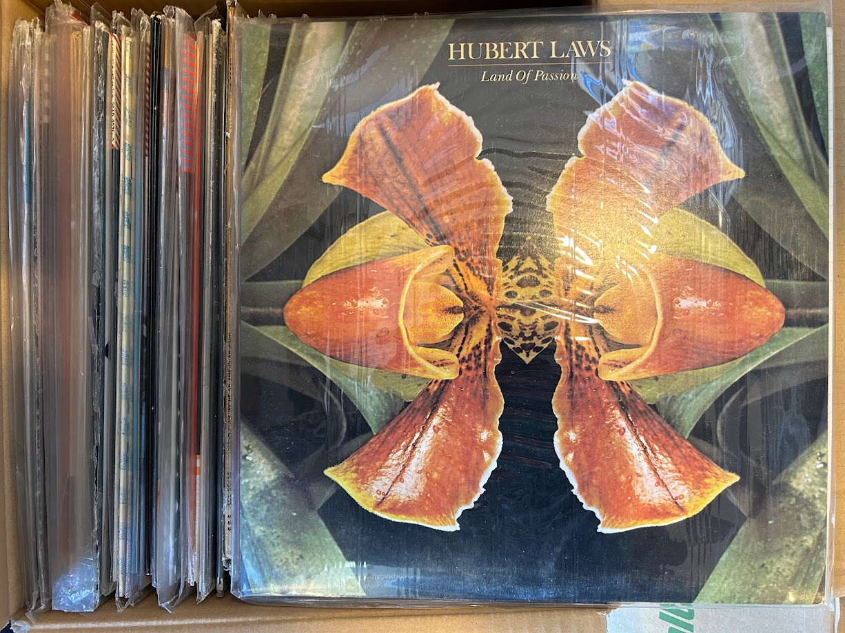 塩尻市からお持ち込みでレコードお売り頂きました。 | 本の買取り